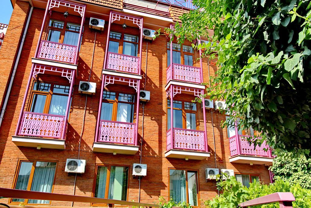 Irmeni Hotel Tbilisi ภายนอก รูปภาพ