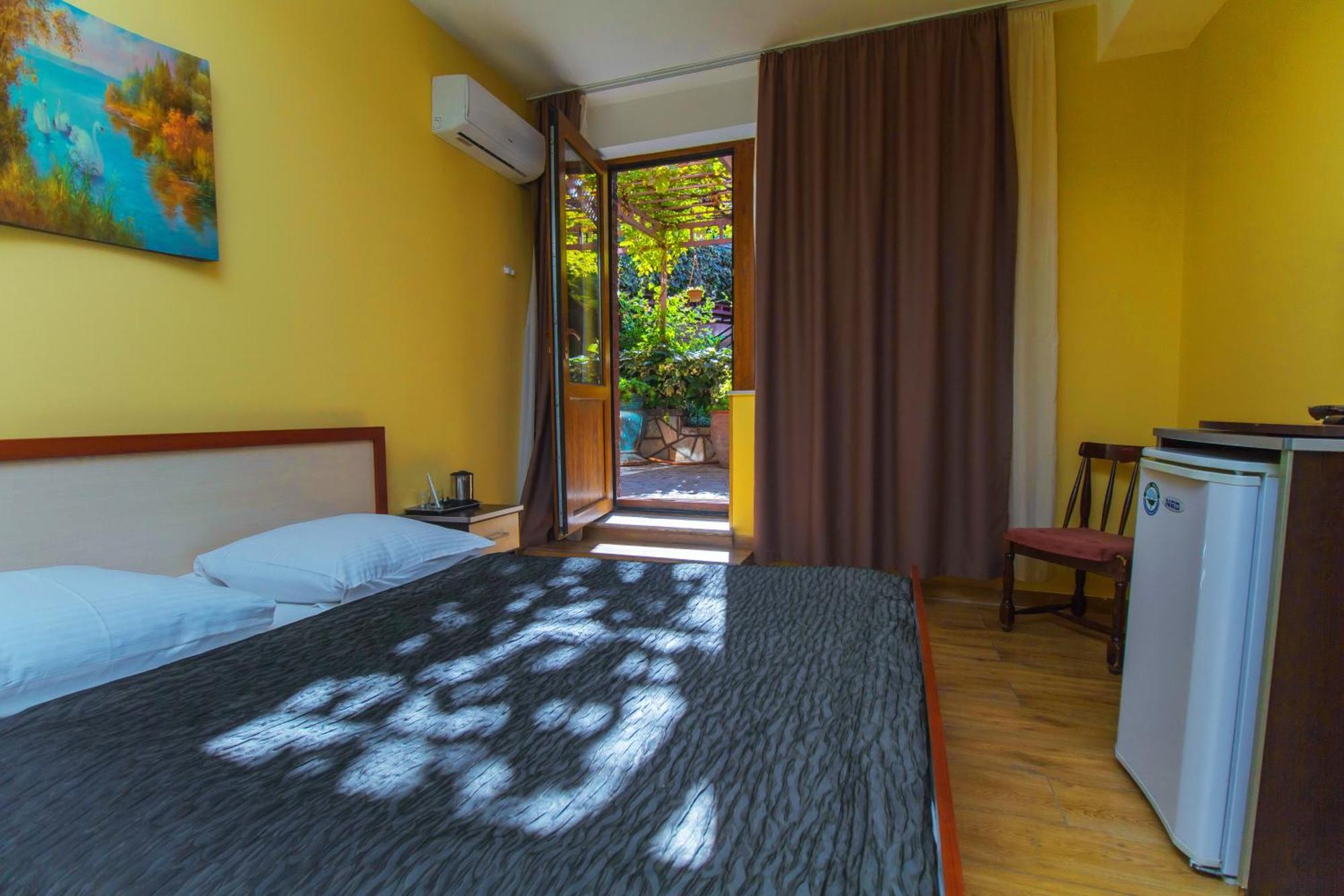 Irmeni Hotel Tbilisi ภายนอก รูปภาพ
