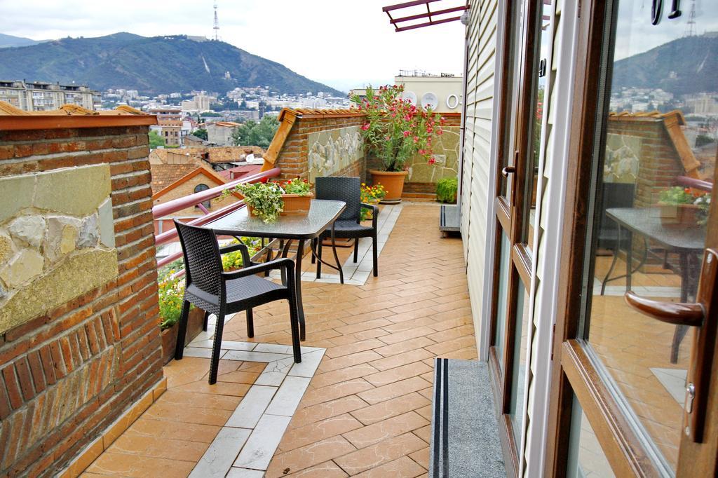 Irmeni Hotel Tbilisi ภายนอก รูปภาพ