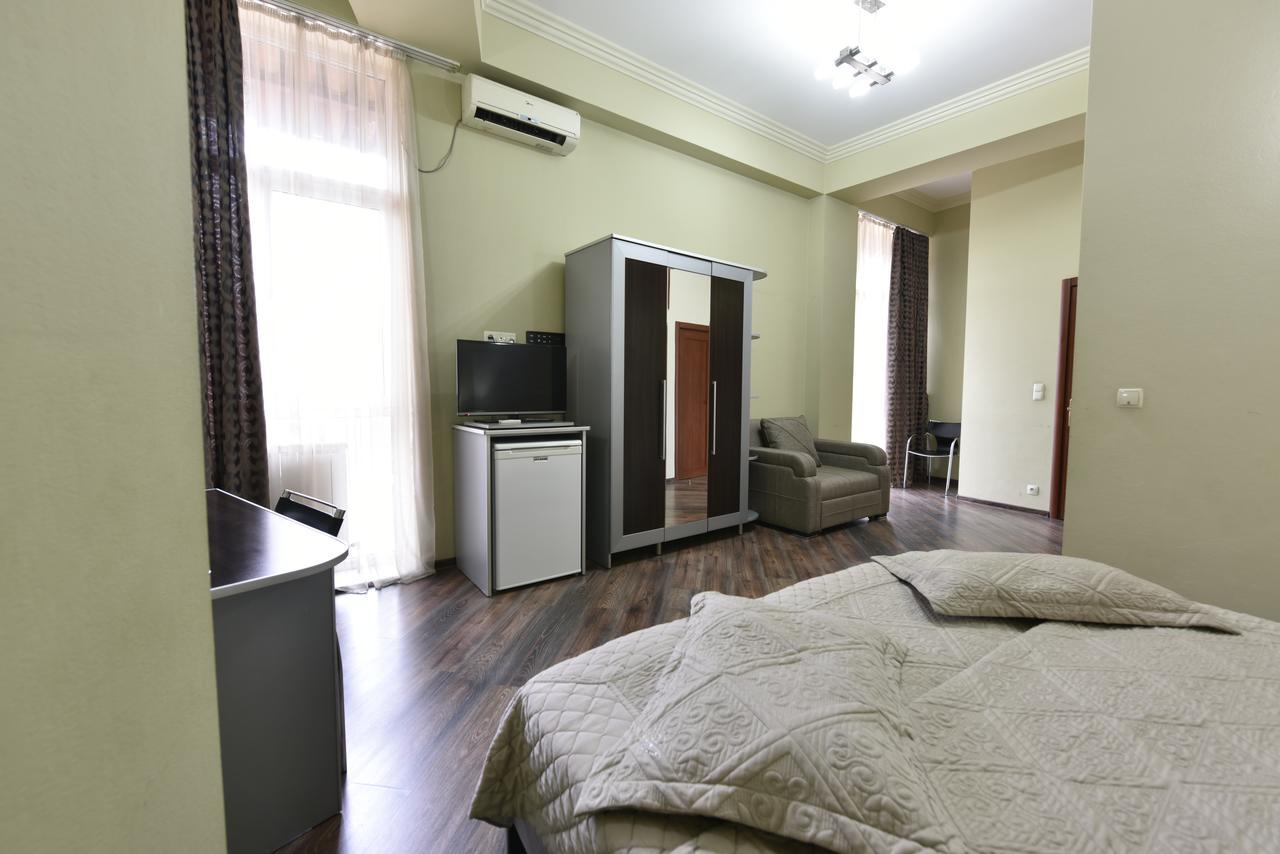 Irmeni Hotel Tbilisi ภายนอก รูปภาพ