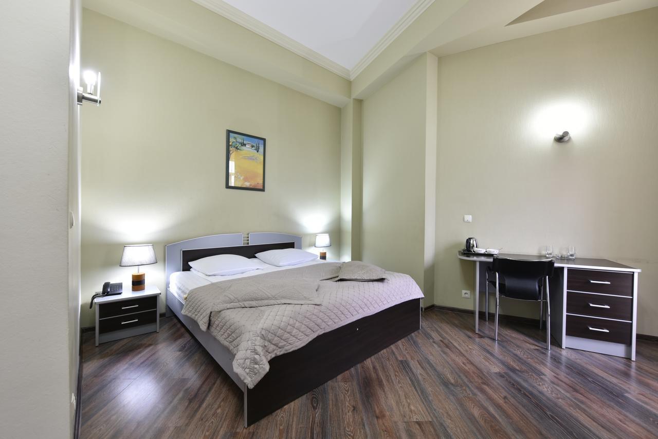 Irmeni Hotel Tbilisi ภายนอก รูปภาพ