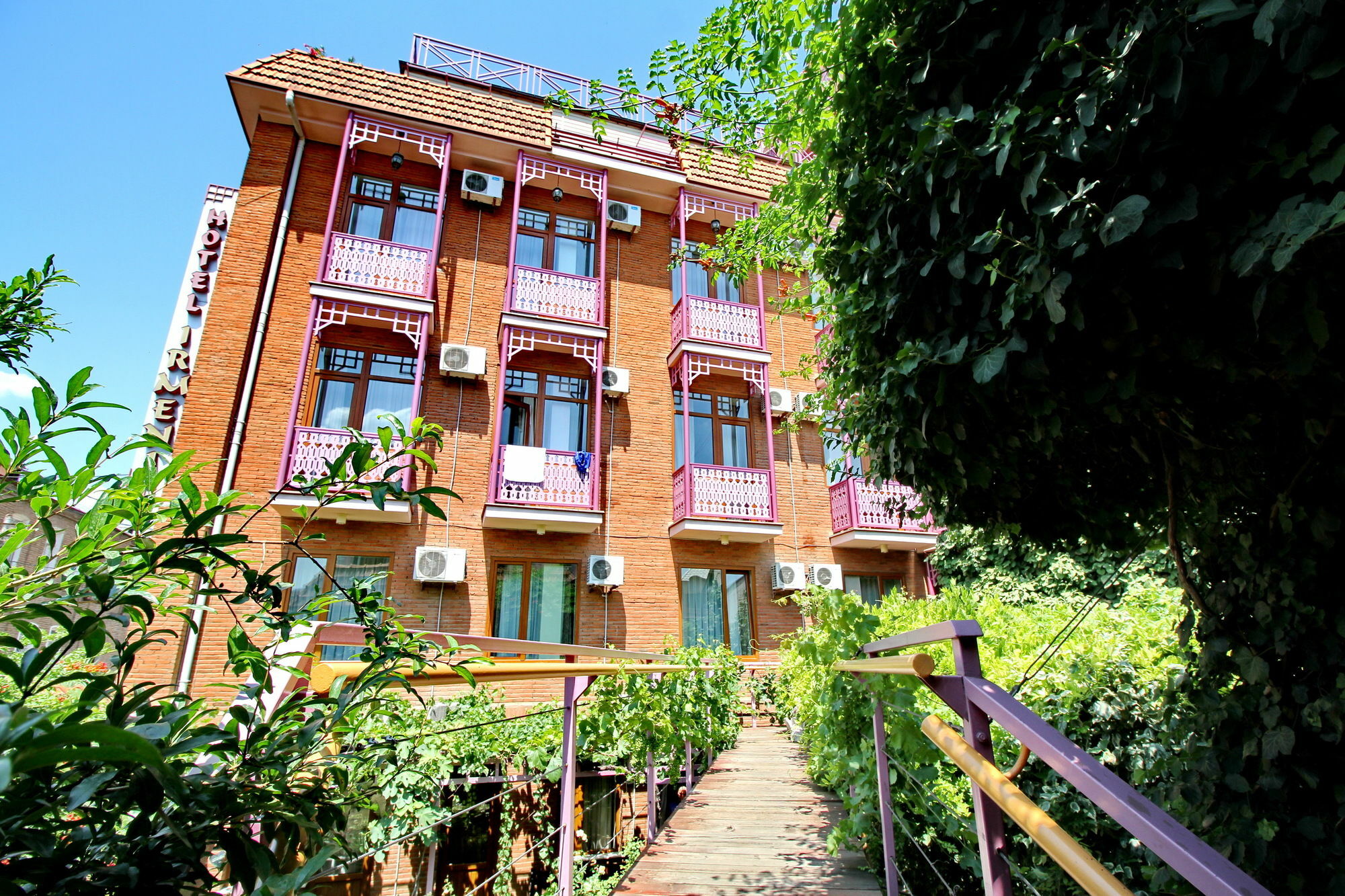 Irmeni Hotel Tbilisi ภายนอก รูปภาพ